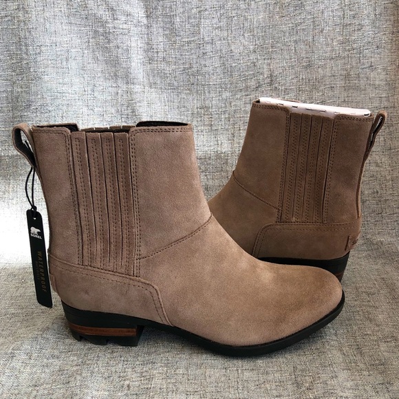 Sorel Shoes - Sorel Ash Brown Lolla Chelsea Suede Boot NWT
